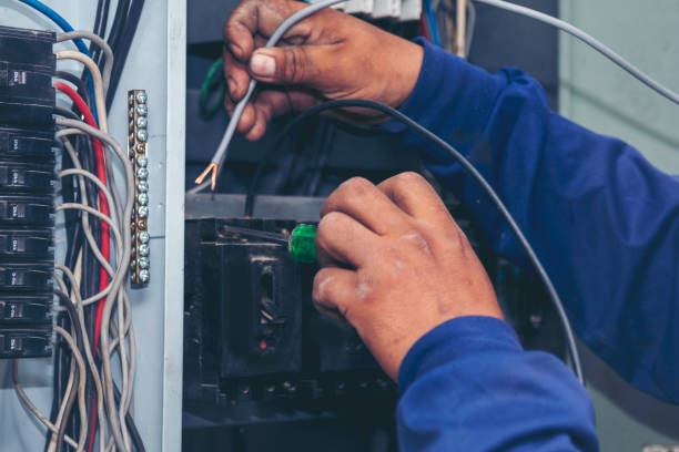 Best Circuit Breaker Repair  in Excelsior Springs, MO